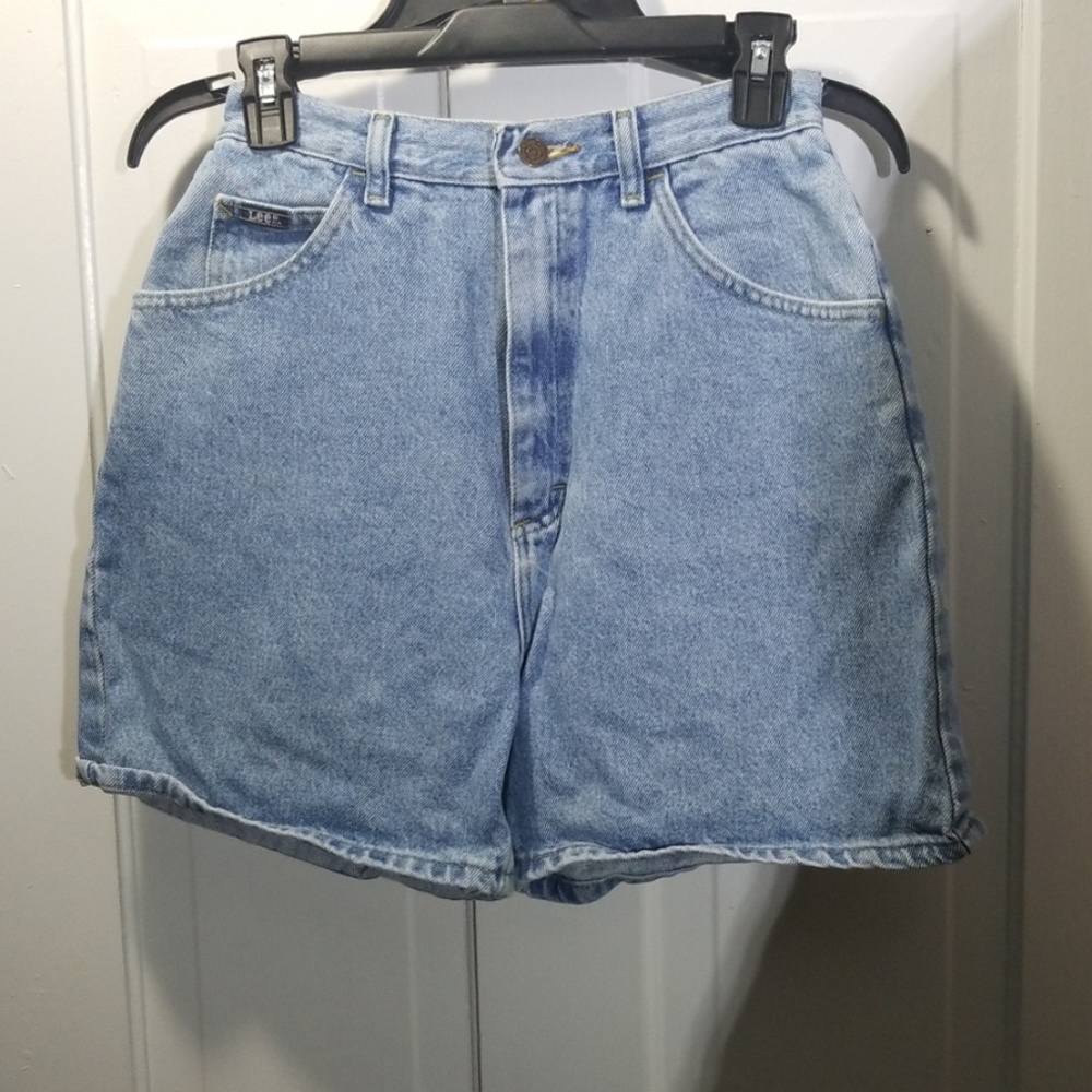 Lee High Waisted vintage shorts